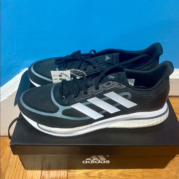 Adidas supernova plus running shoes. - Picture 4 of 8